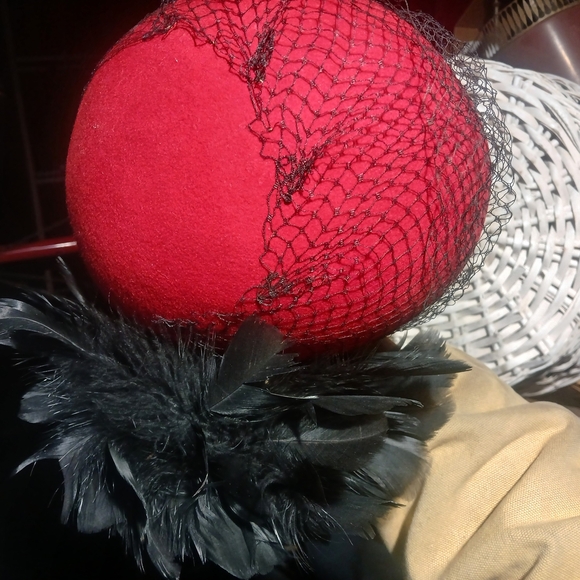 Bold Red and Black Hat with Textured Design - Picture 2 of 12